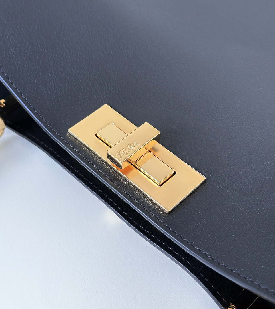 Fendi 8BN353AOVHF19P8 Peekaboo Soft Medium Black leather bag 80172