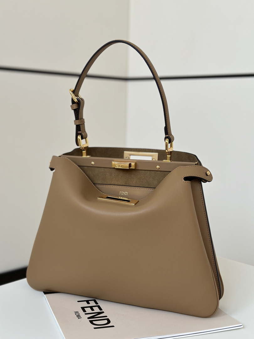 Fendi 8BN353AOVHF19P8 Peekaboo Soft Medium Cappuccino-coloured leather bag 80172