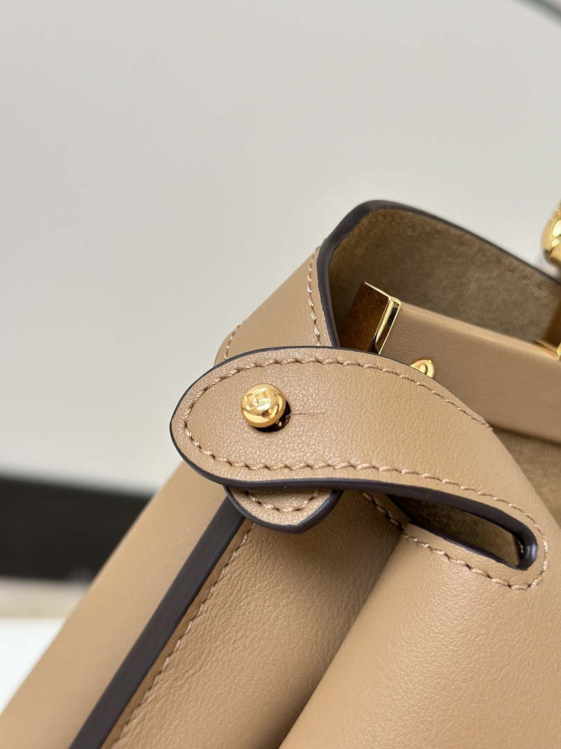 Fendi 8BN353AOVHF19P8 Peekaboo Soft Medium Cappuccino-coloured leather bag 80172 - Default Title - View 7