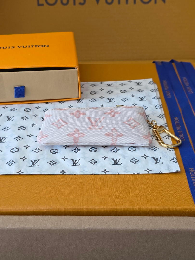 Louis Vuitton New Key Pouch LV M27673 White