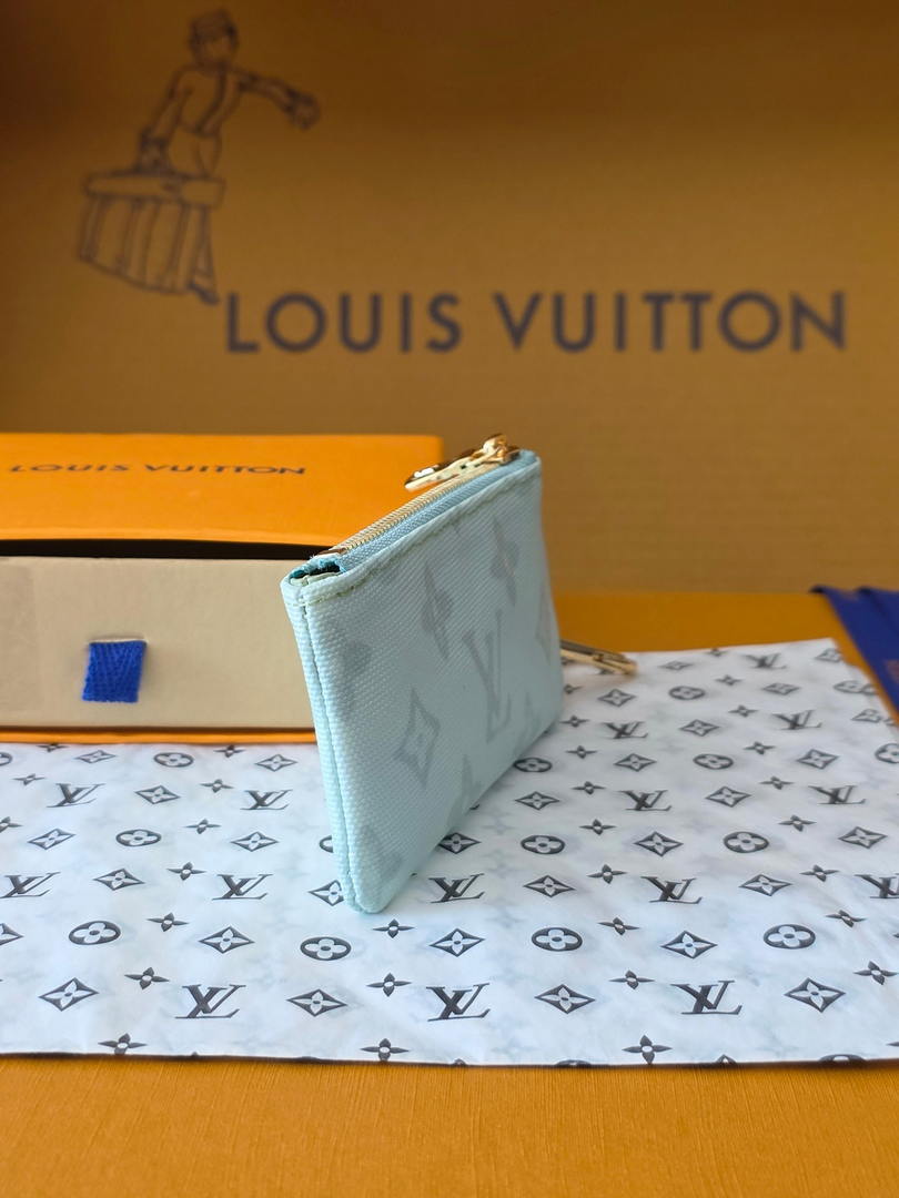 Louis Vuitton New Key Pouch LV M27672 Green - Default Title - View 4