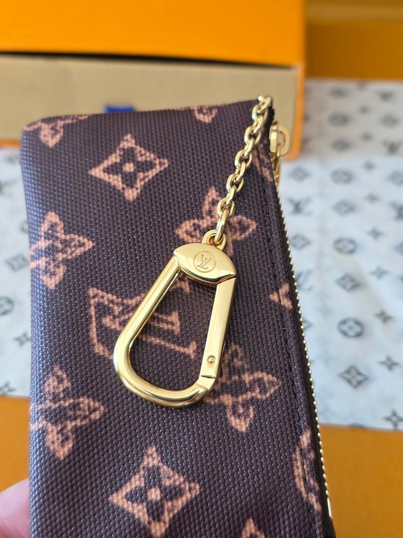 Louis Vuitton New Key Pouch LV M27671 Brown