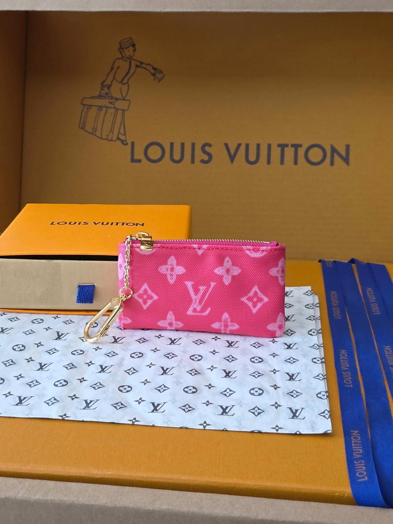 Louis Vuitton New Key Pouch LV M27673 Plum