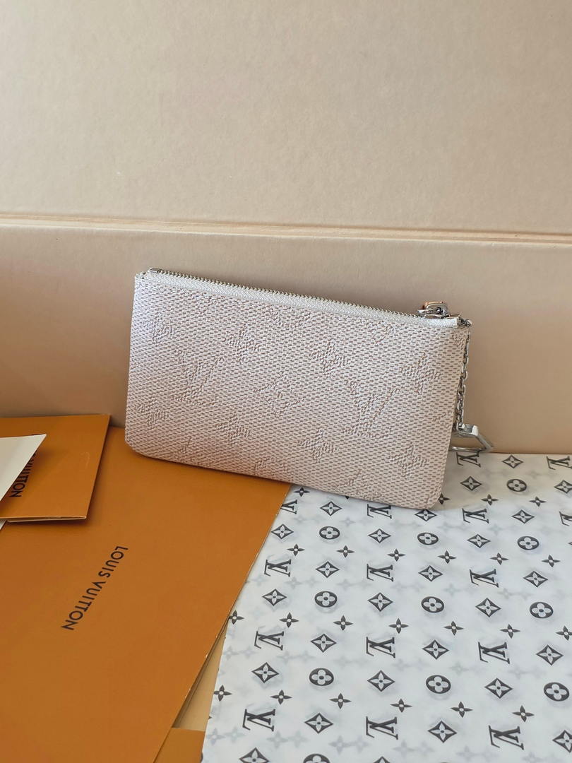 Louis Vuitton New Key Pouch S LV  M27113 Apricot White
