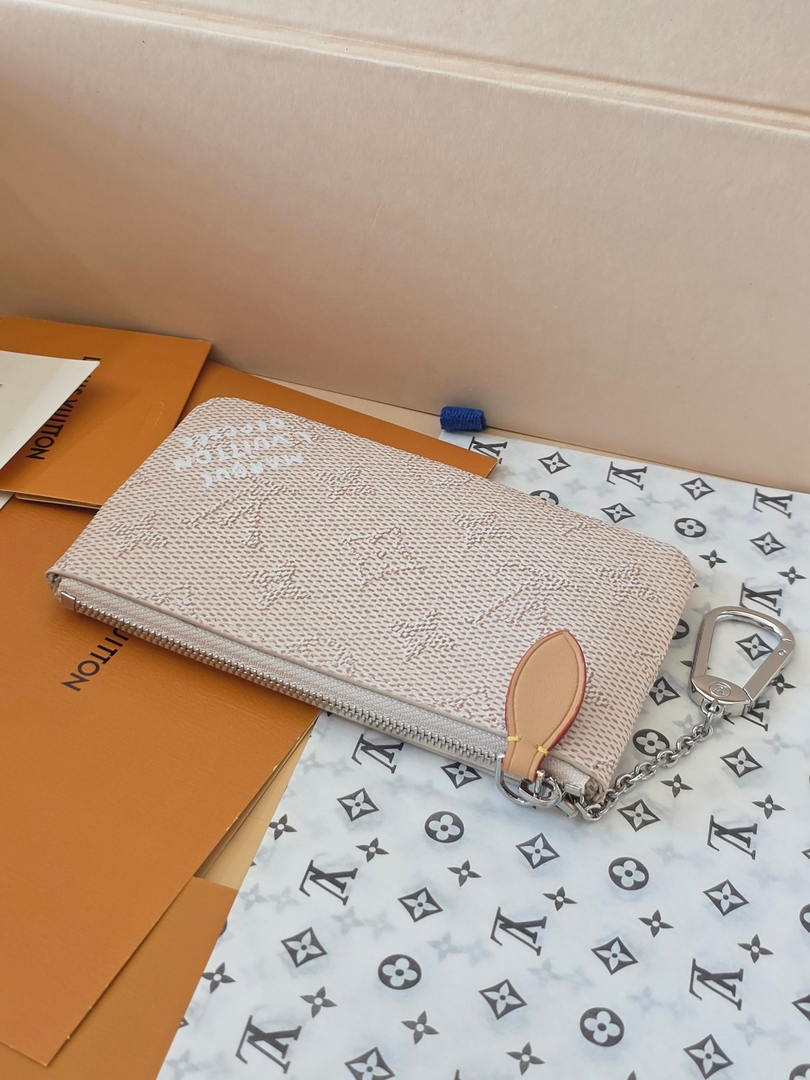 Louis Vuitton New Key Pouch S LV  M27113 Apricot White