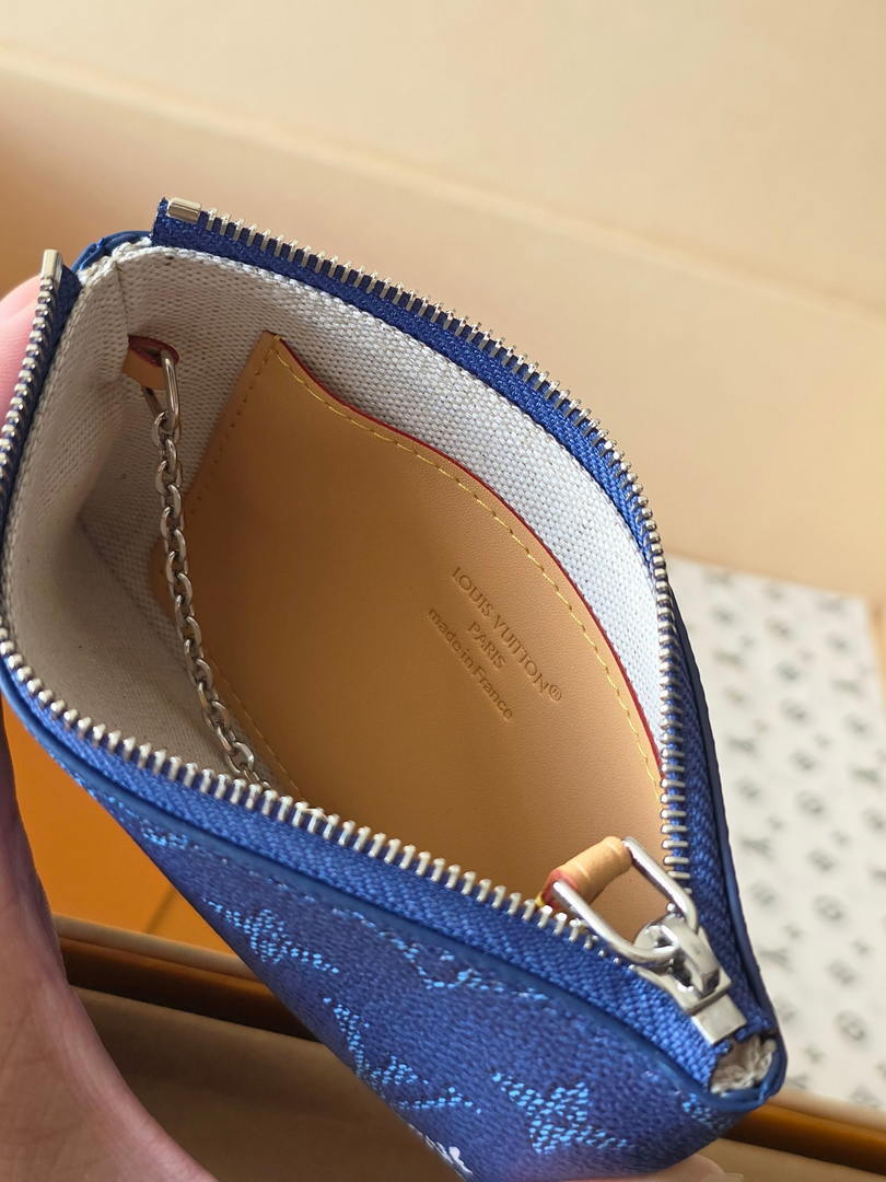 LV M27112 Louis Vuitton New Key Pouch S Blue