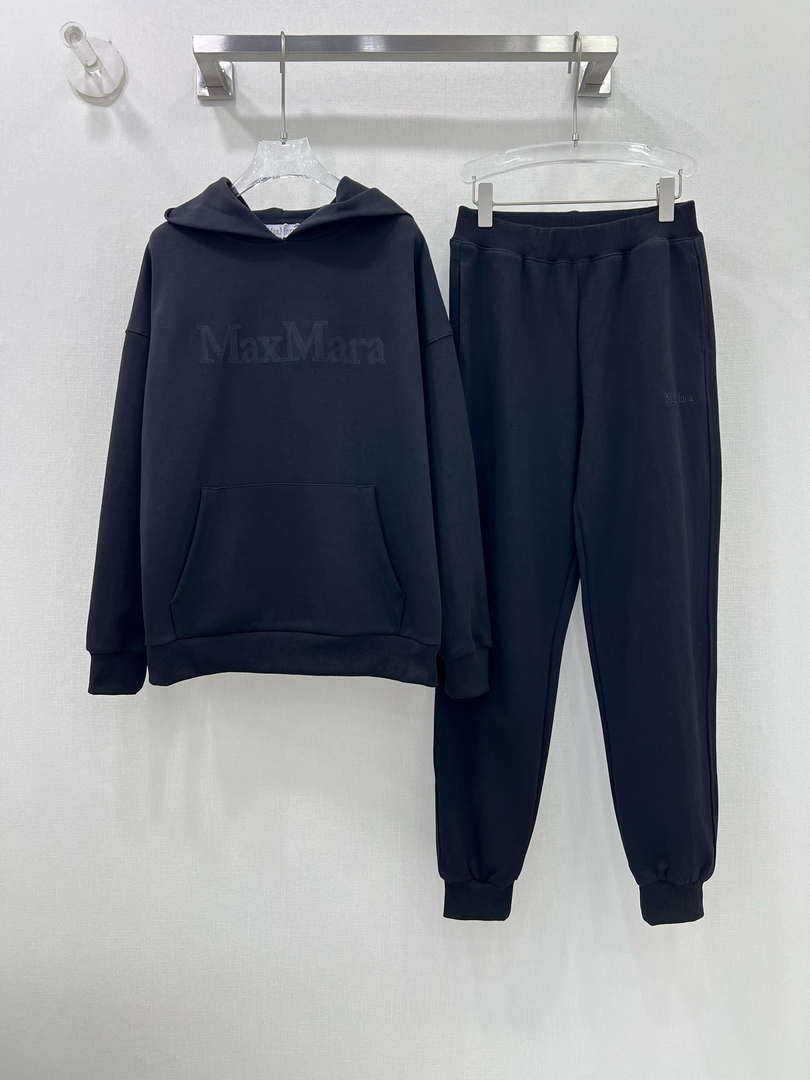 Max Mara Men Women's Tracksuit Casual sports suit Clothing M30002
