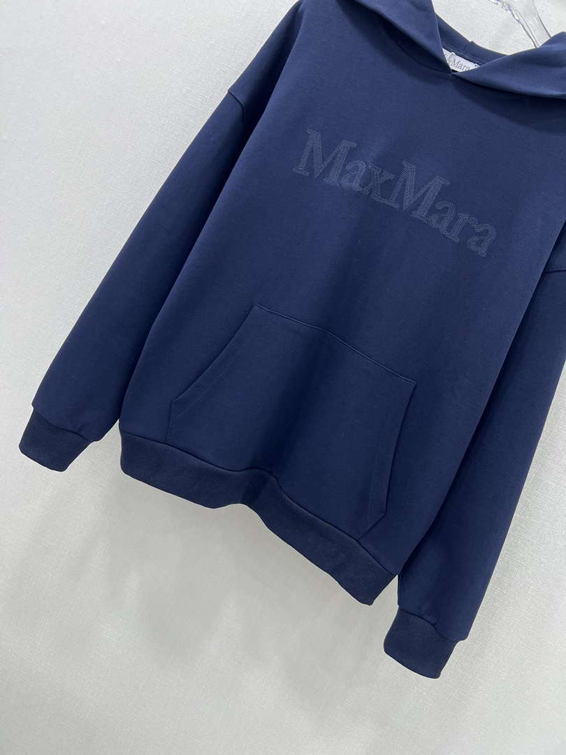 Max Mara Men Women's Tracksuit Casual sports suit Clothing M30004