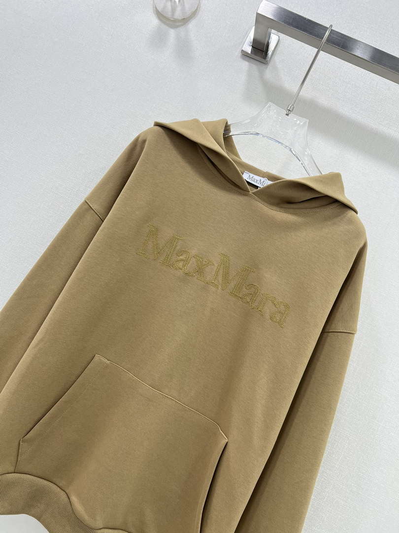 Max Mara Men Women's Tracksuit Casual sports suit Clothing M30003
