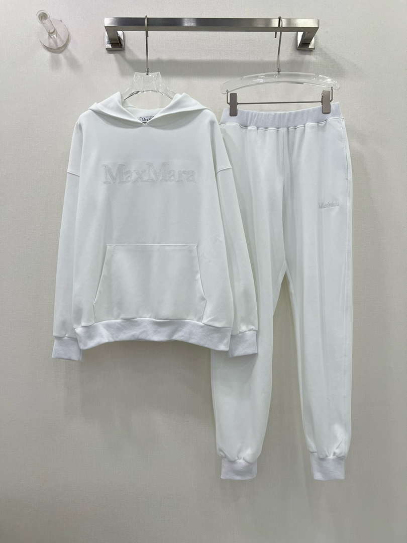 Max Mara Men Women's Tracksuit Casual sports suit Clothing M30006