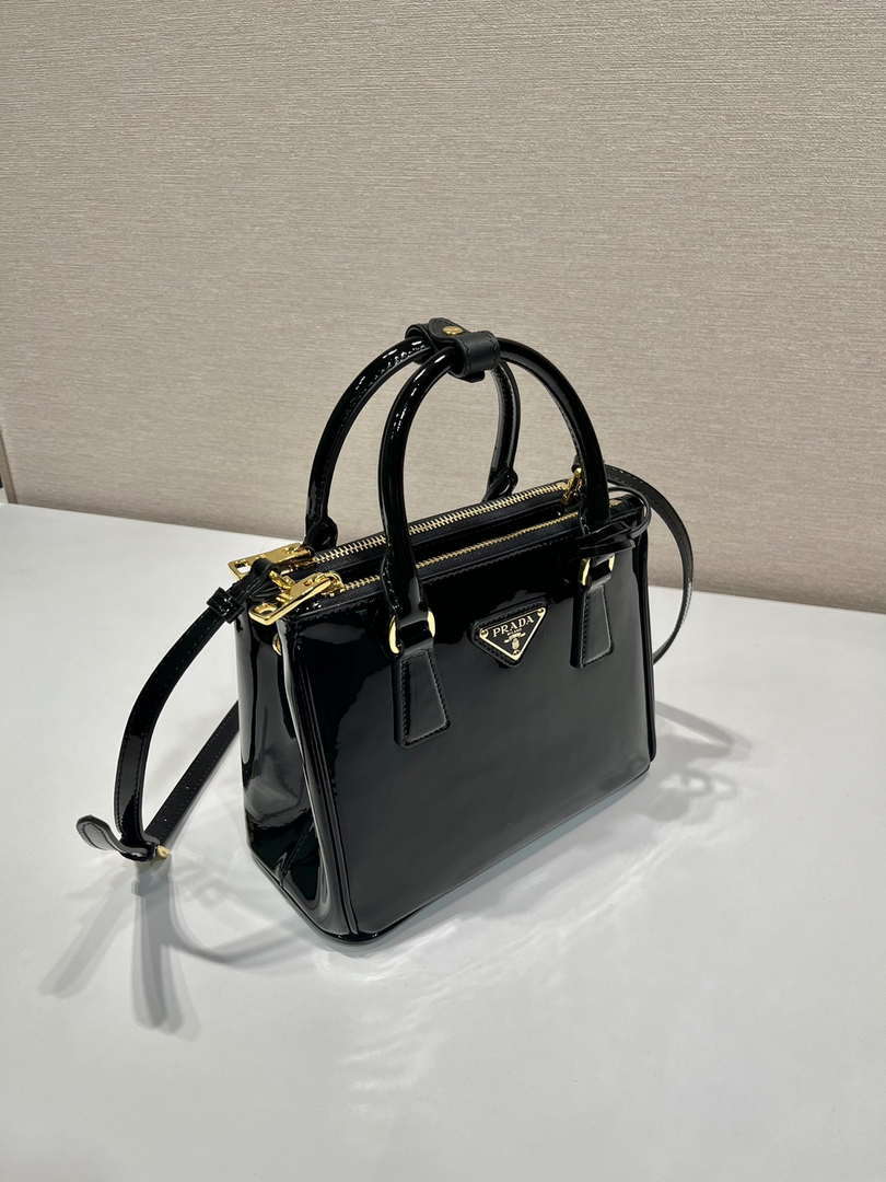 Prada 1BA906 Prada Patent leather mini-bag Black