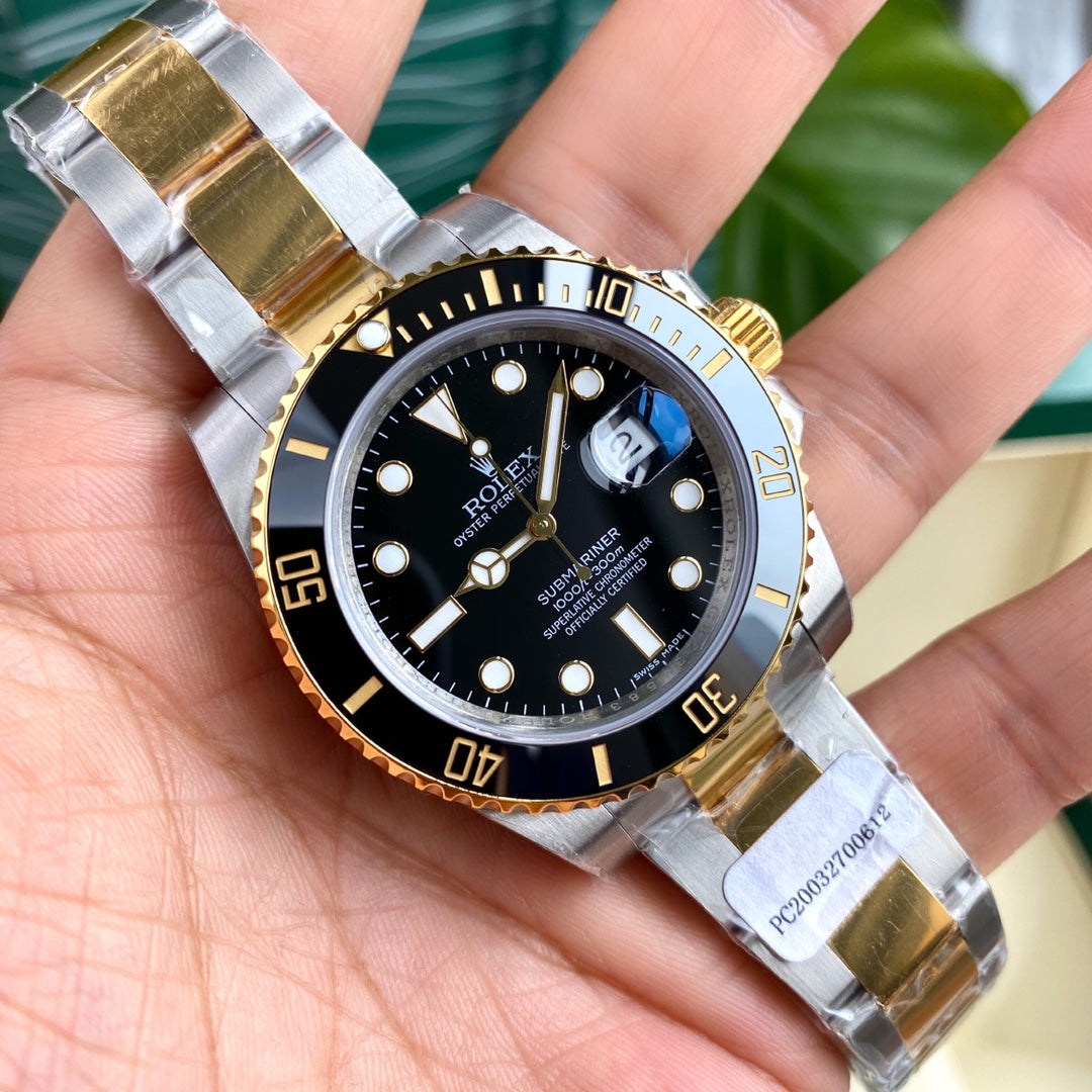 Rolex Submariner Date Oyster 41 mm  Oystersteel and yellow gold Reference 126613LB Black