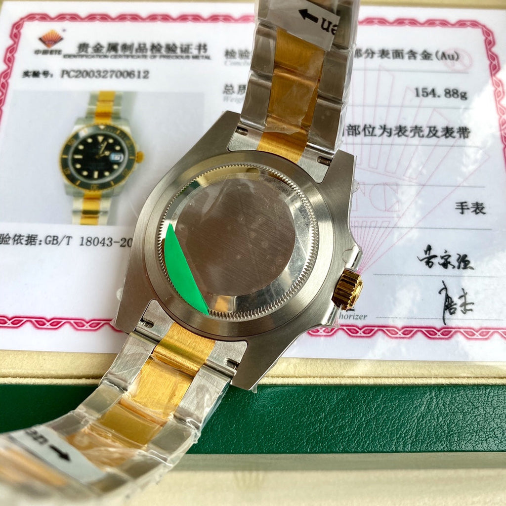 Rolex Submariner Date Oyster 41 mm  Oystersteel and yellow gold Reference 126613LB Black