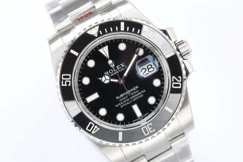 Rolex Watches M124060 Submariner R9821202