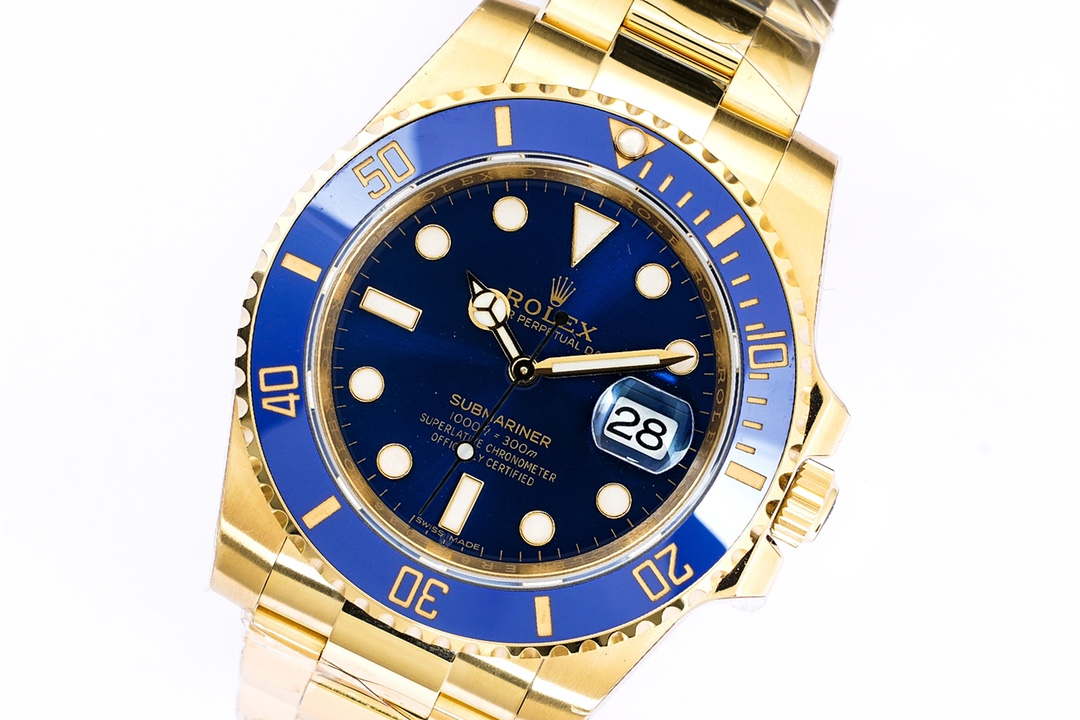 Rolex Watches M124060 Submariner R9821205