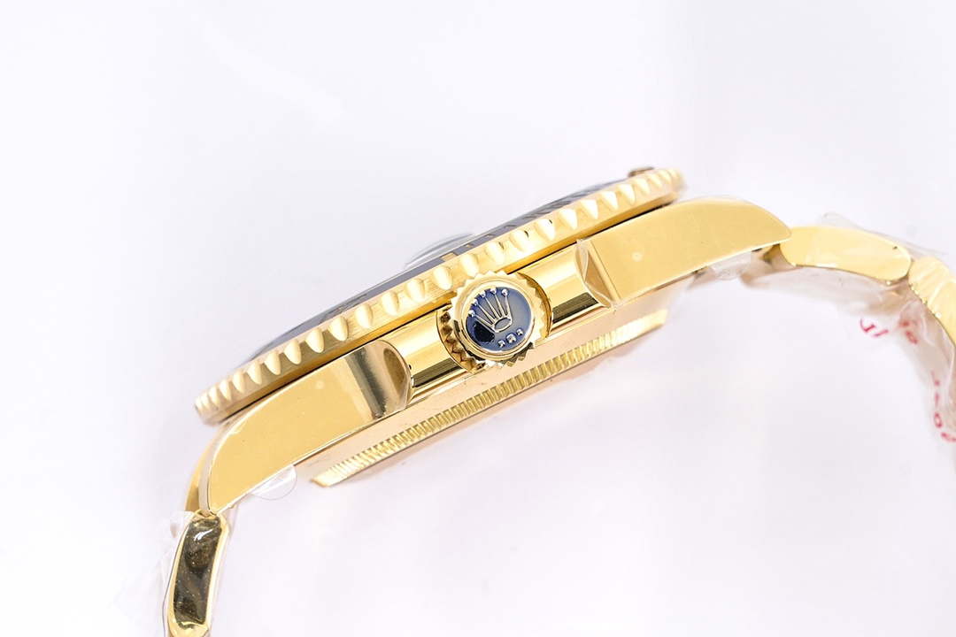 Rolex Watches M124060 Submariner R9821205