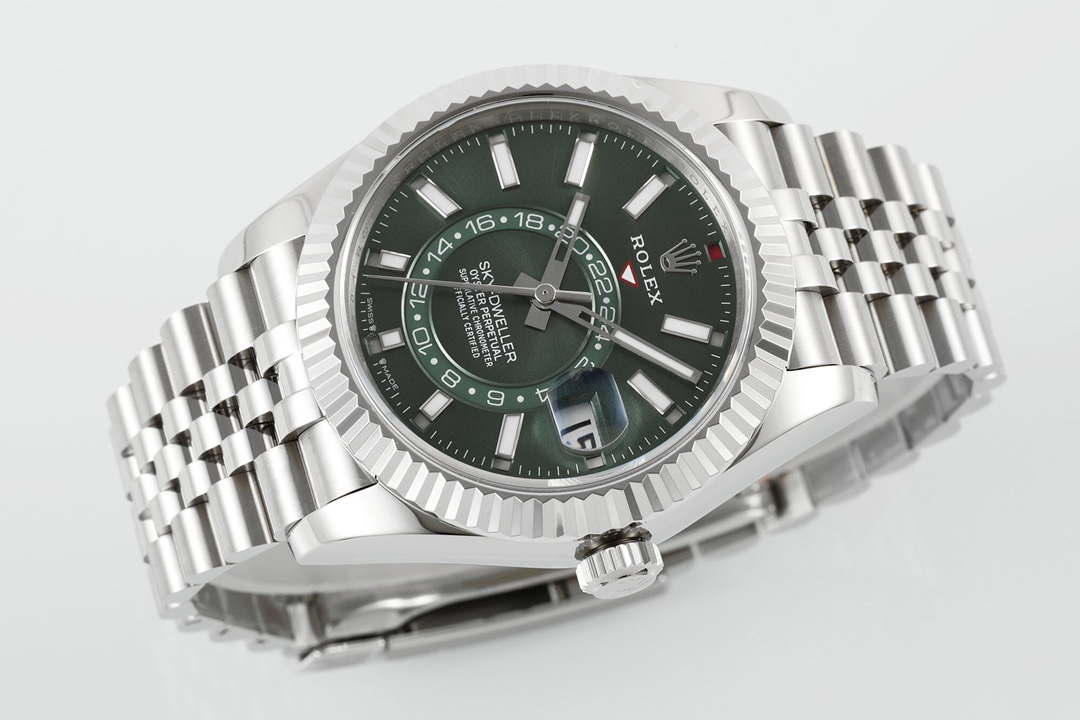Rolex Watches M126300 Datejust 41MM R9821226