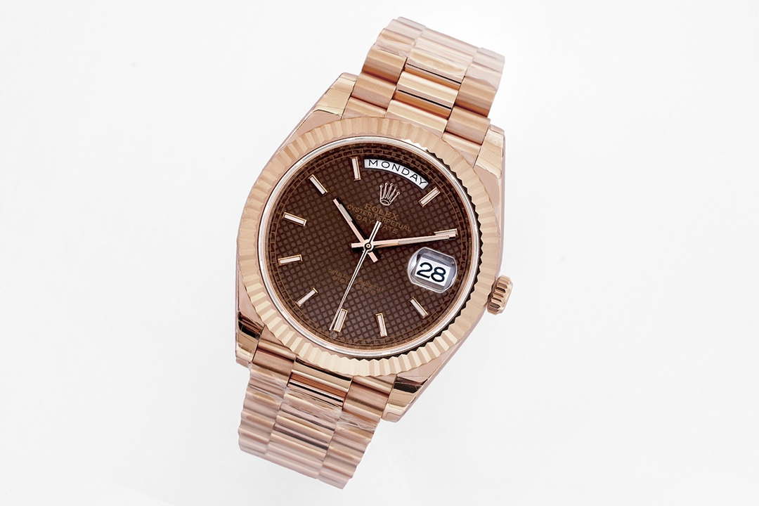 Rolex Watches M126300 Datejust 41MM R9821231