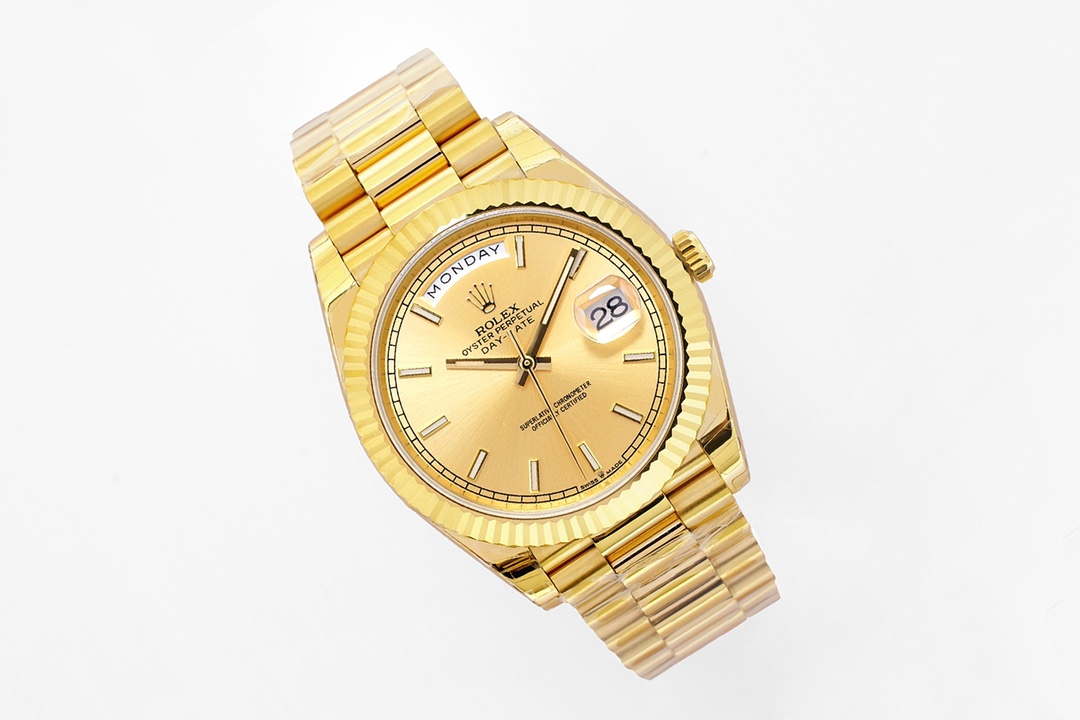 Rolex Watches M126300 Datejust 41MM R9821236