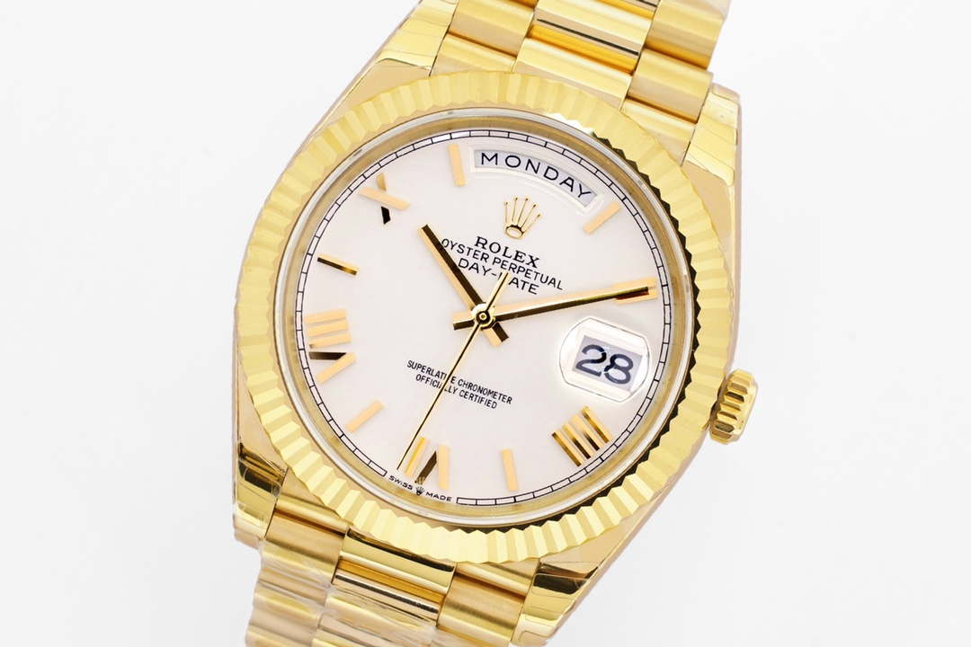 Rolex Watches M126300 Datejust 41MM R9821240