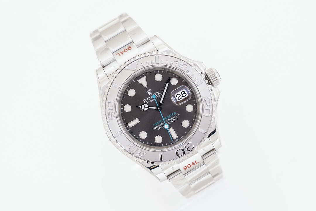 Rolex Watches M126622 Yacht Master 40MM R9821210 Platinum with an Oyster Bracelet
