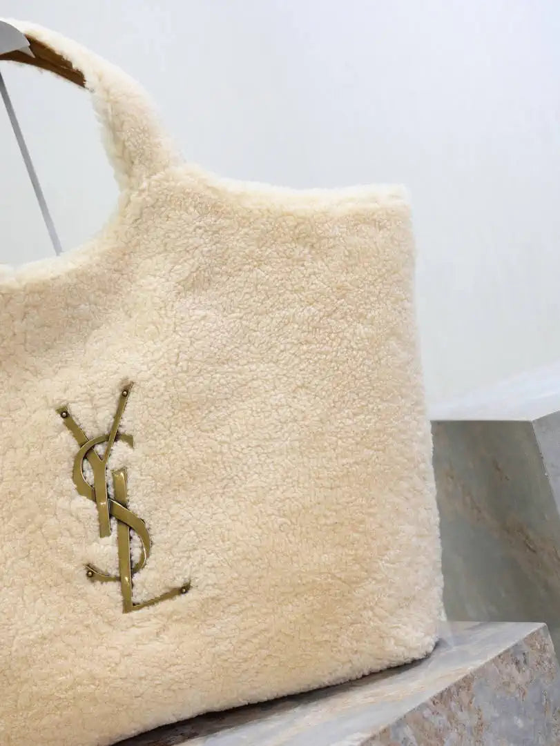 Saint Laurent YSL 698651 ICARE in shearling Maxi Shopping Bag NATURALE
