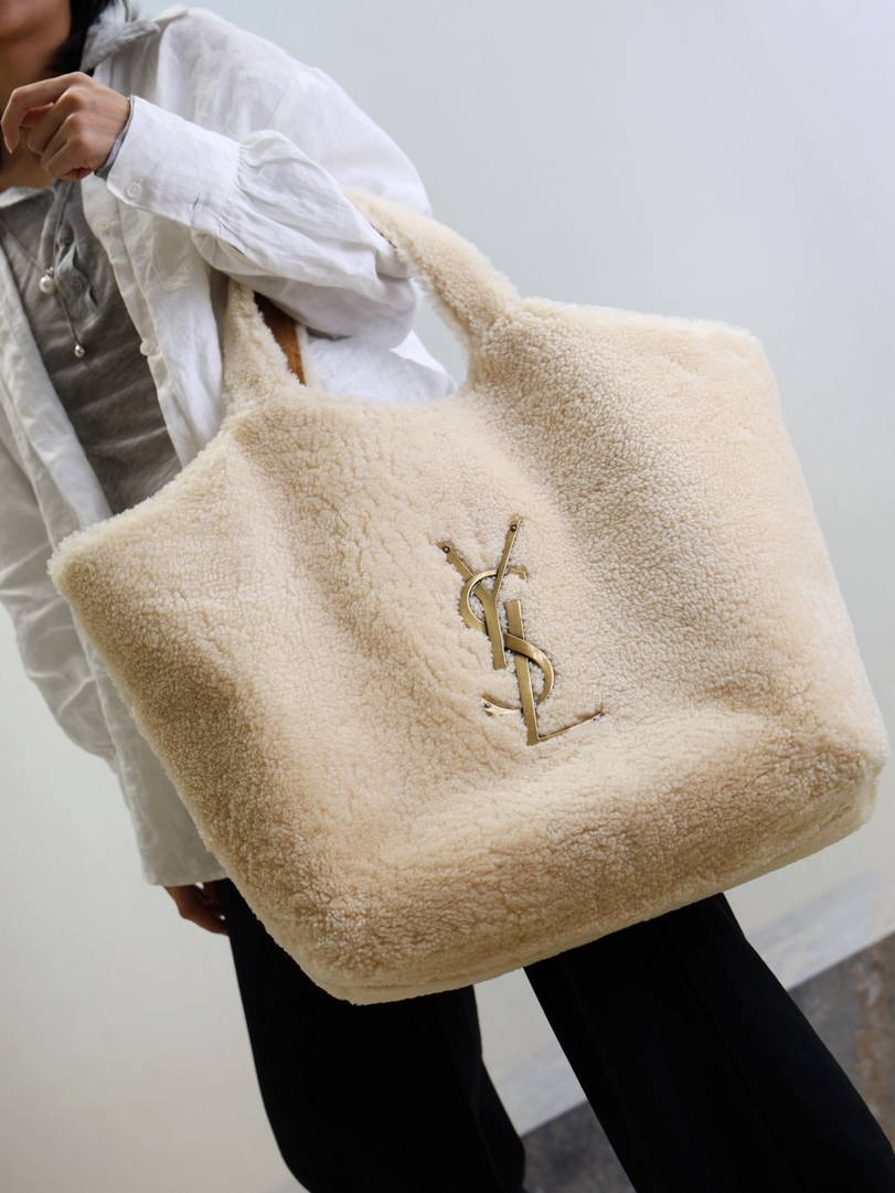 Saint Laurent YSL 698651 ICARE in shearling Maxi Shopping Bag NATURALE