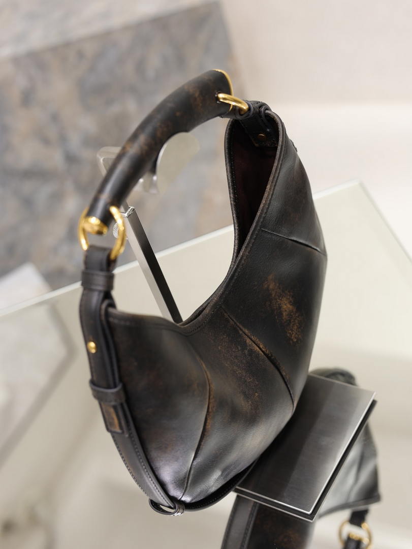 Saint Laurent YSL 851432 MOMBASA Samll in vintage leather