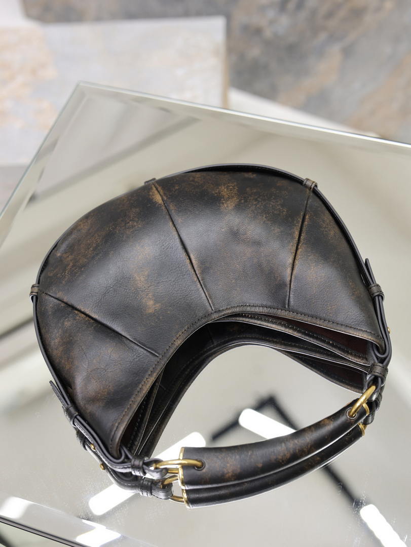 Saint Laurent YSL 851432 MOMBASA Samll in vintage leather