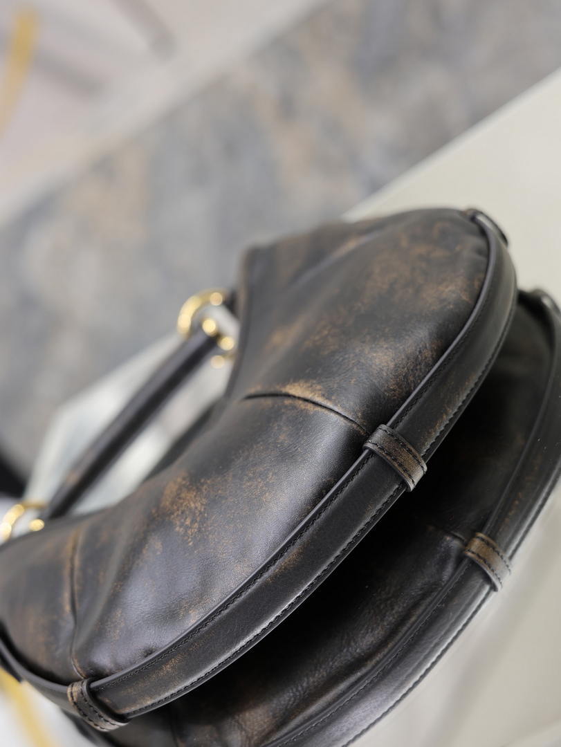 Saint Laurent YSL 851432 MOMBASA Samll in vintage leather