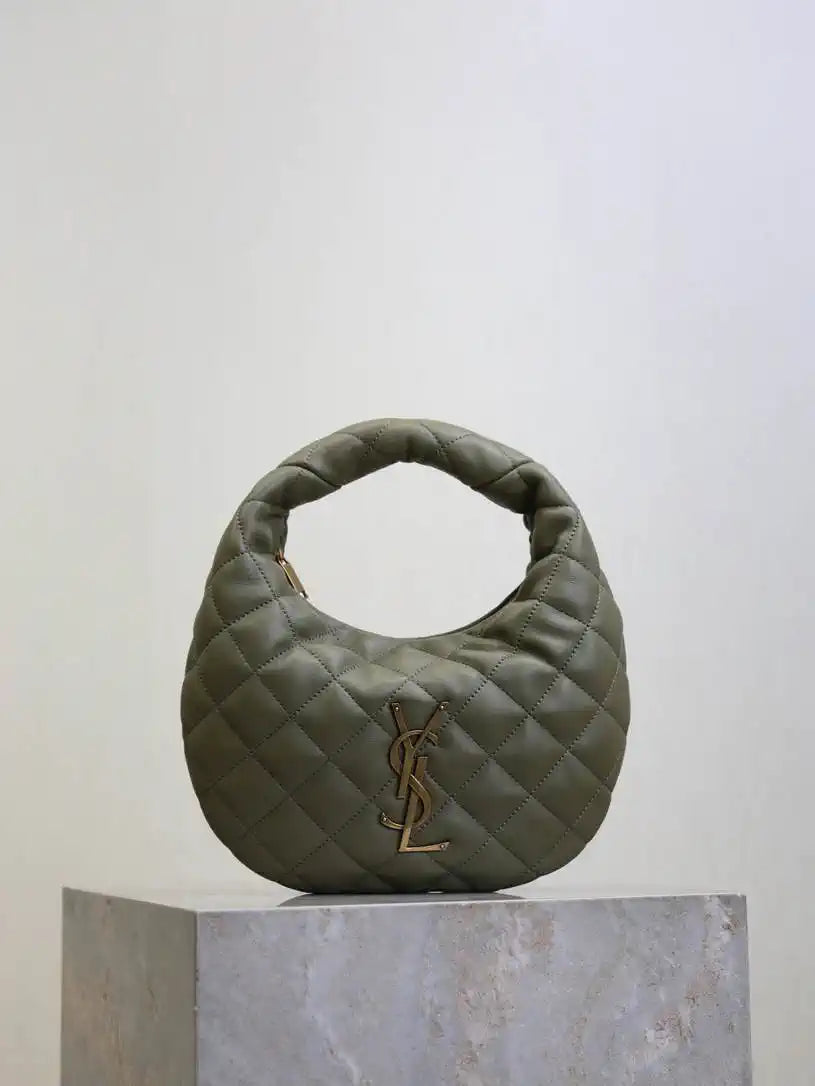 Saint Laurent YSL 851689 ICARINO in quilted nappa Green