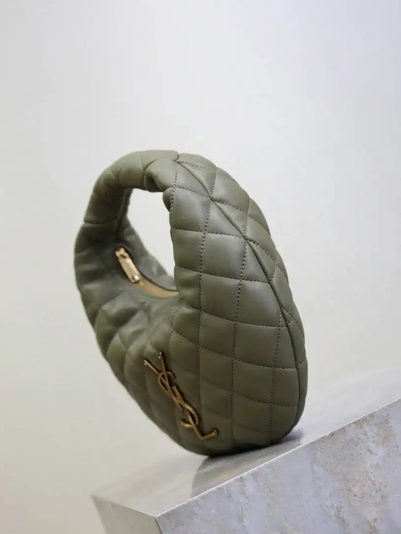 Saint Laurent YSL 851689 ICARINO in quilted nappa Green
