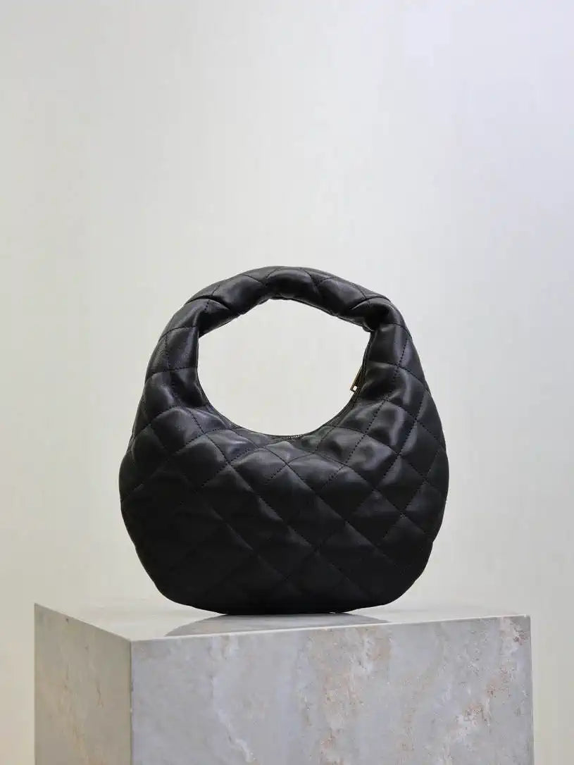 Saint Laurent YSL 851689 ICARINO in quilted nappa Black