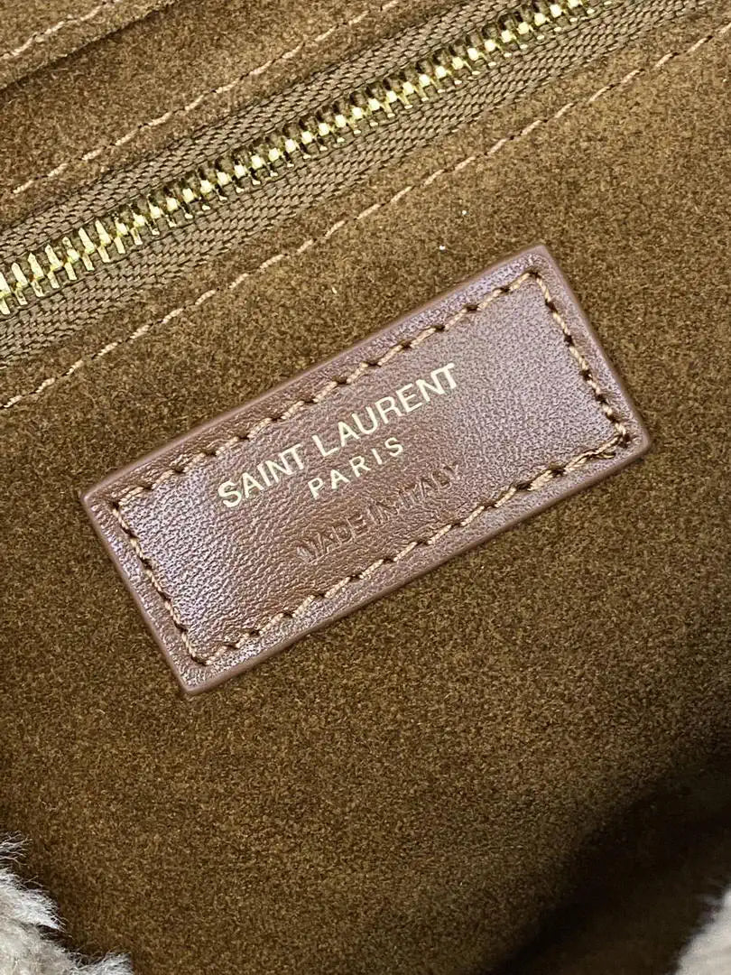 Saint Laurent YSL 858191 ICARE Medium in Lamb wool Beige