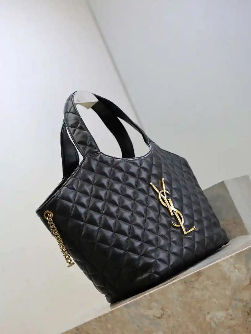 Saint Laurent YSL 858191 ICARE Medium in quilted nappa Black