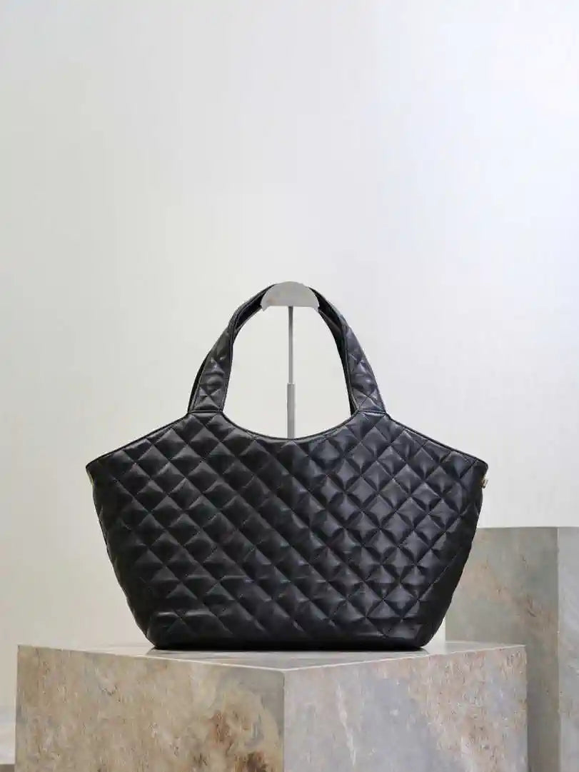 Saint Laurent YSL 858191 ICARE Medium in quilted nappa Black