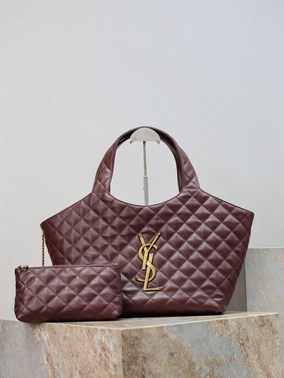 Saint Laurent YSL 858191 ICARE Medium in quilted nappa Wine Red