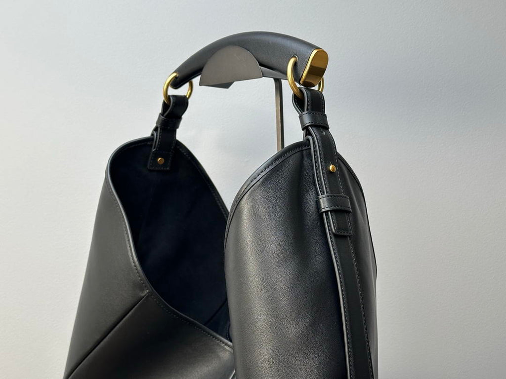 Saint Laurent YSL 862029 MOMBASA medium in leather Black
