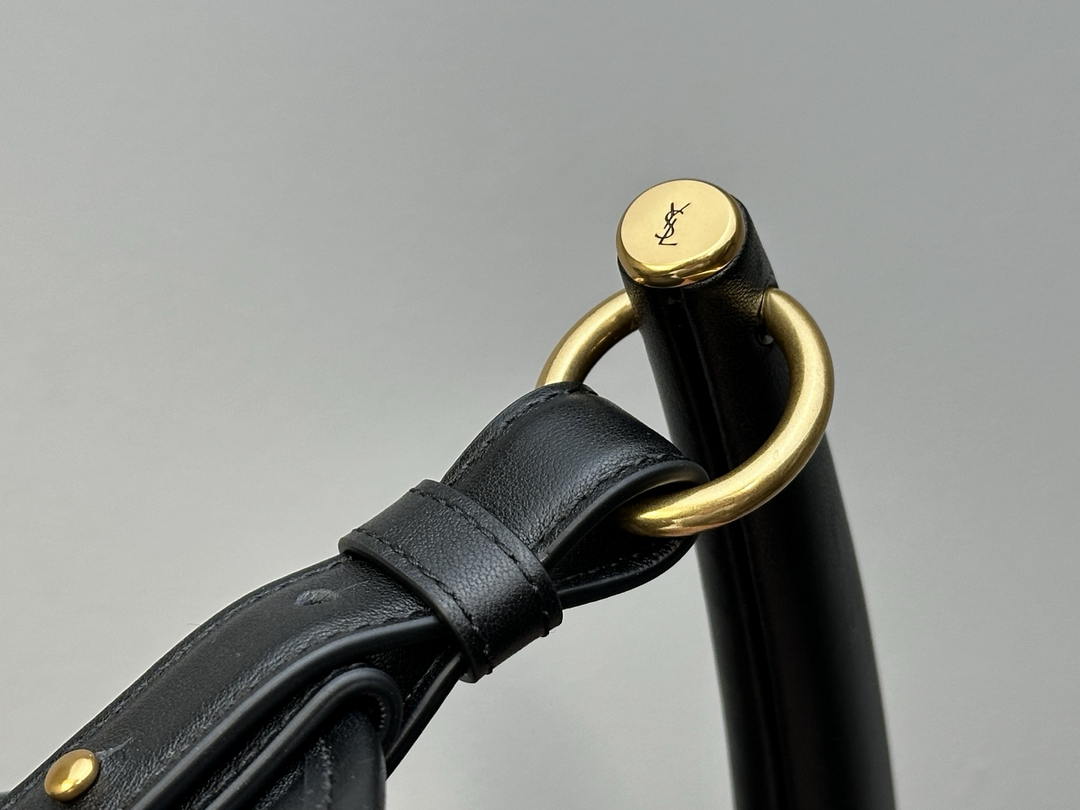 Saint Laurent YSL 862029 MOMBASA medium in leather Black