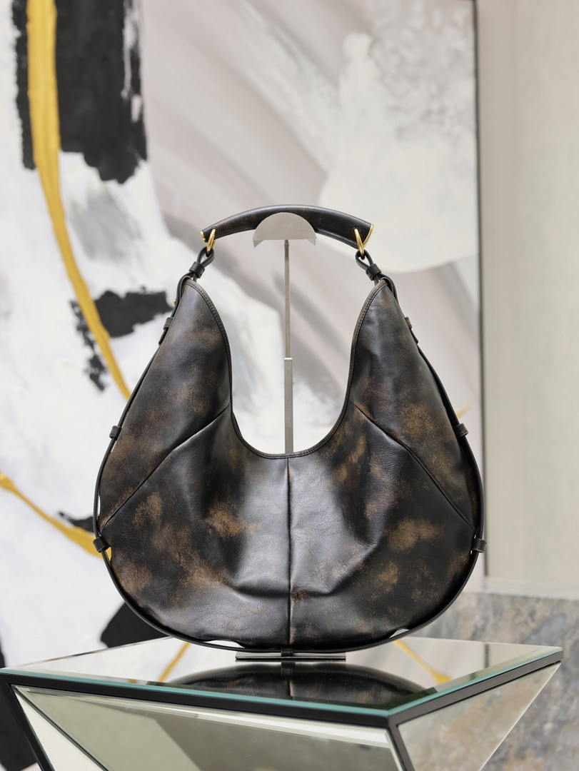 Saint Laurent YSL A0011MAAGWJ1000 MOMBASA Large in vintage leather