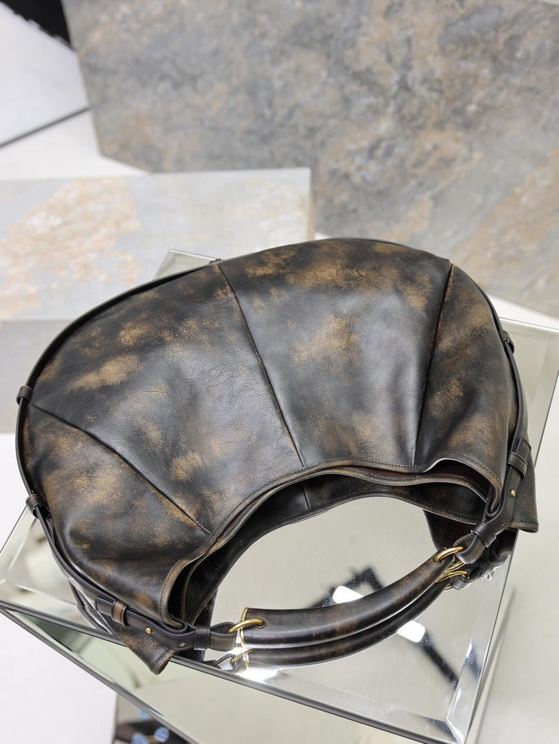Saint Laurent YSL A0011MAAGWJ1000 MOMBASA Large in vintage leather