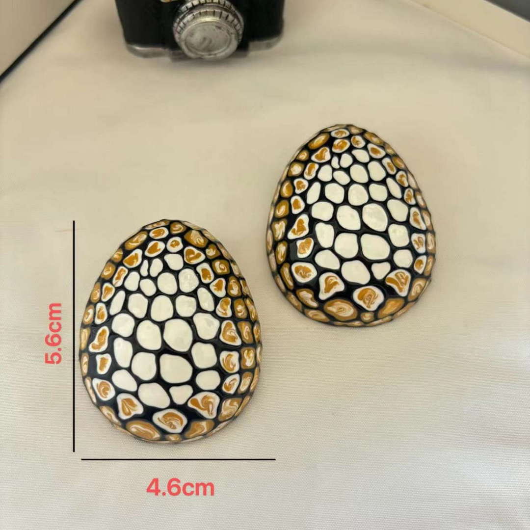 Schiaparelli Enamel Earrings S9523