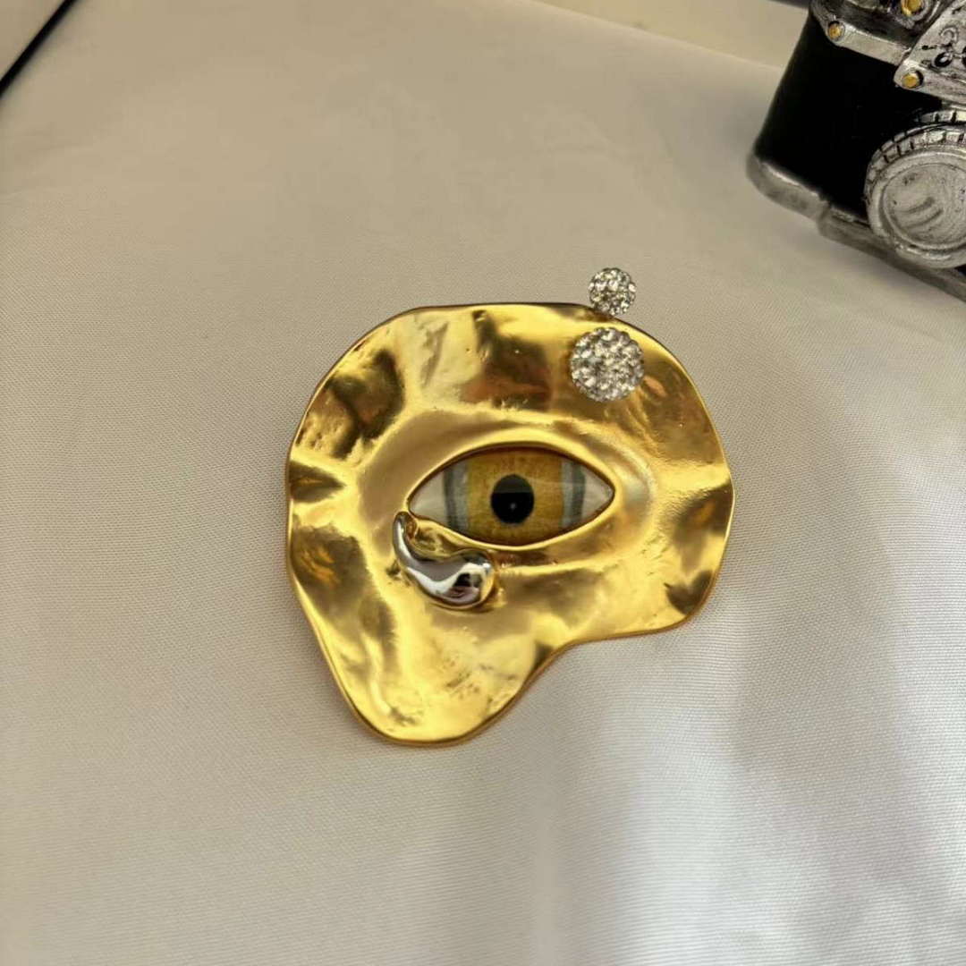 Schiaparelli Mask Eye Brooch S9524