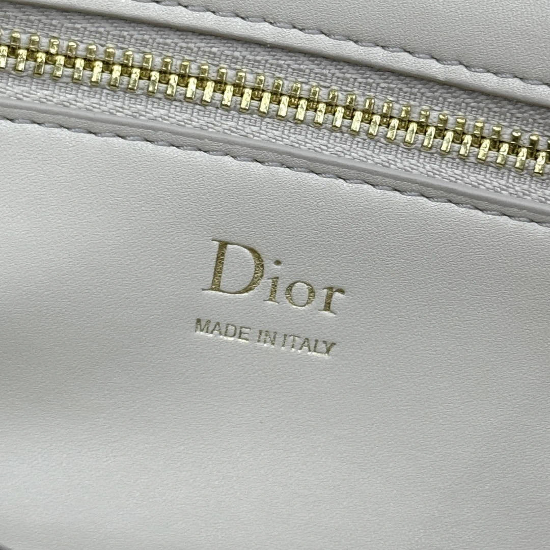 Small Dior Médaillon Flap Bag M3919QDWP_M900 Gray Grained Calfskin - Default Title - View 9