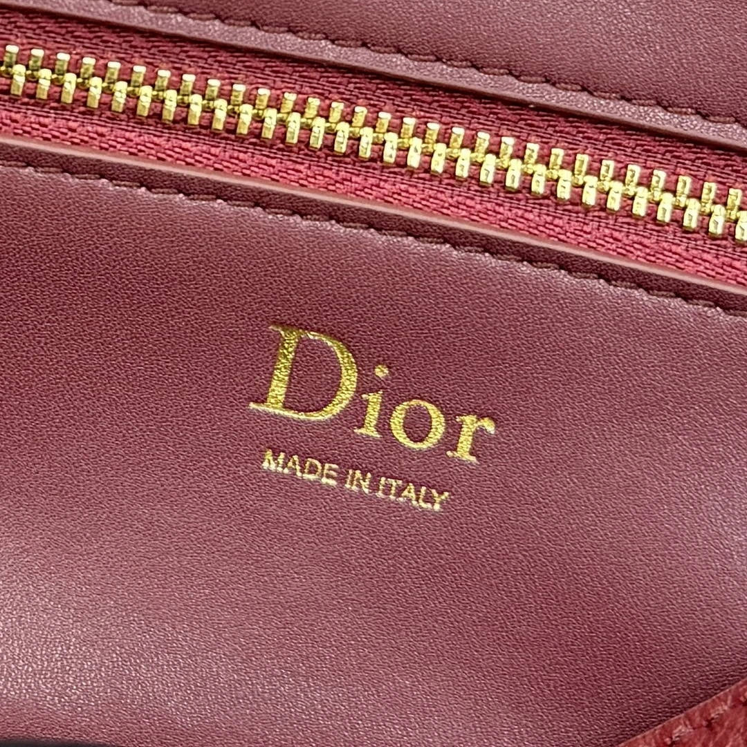 Small Dior Médaillon Flap Bag M3919QDWP_M900 Wine Red Grained Calfskin - Default Title - View 9