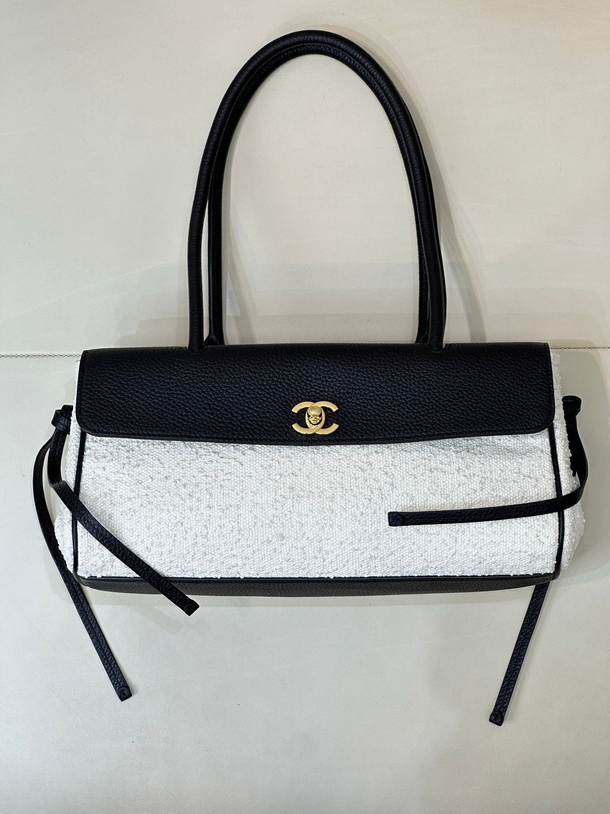 Chanel Small shopping bag AS6288 Tweed Black &White