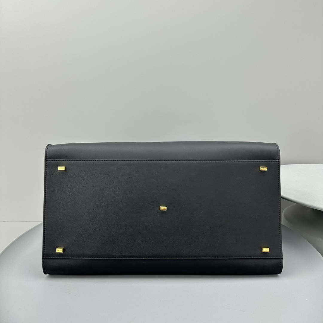 The Row THR116945 Smooth Calfskin Soft Margaux 17 Top Handle Bag T11010