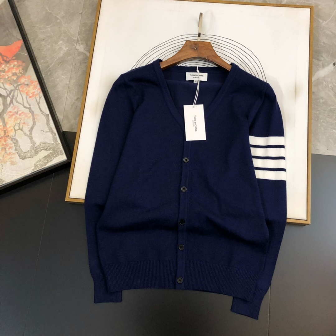 Thom Browne Men's Stripe Merino Wool Hector Lobster 4-Bar Cardigan sweater Wholesale T700025