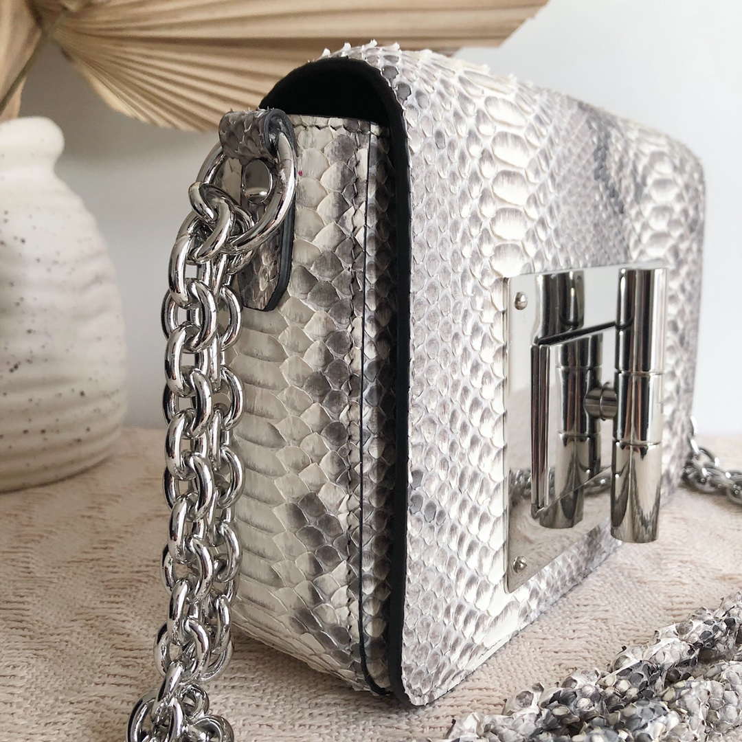 Tom Ford 29116800081 Metallic Silver Python Natalia Chain Shoulder Bag Gray