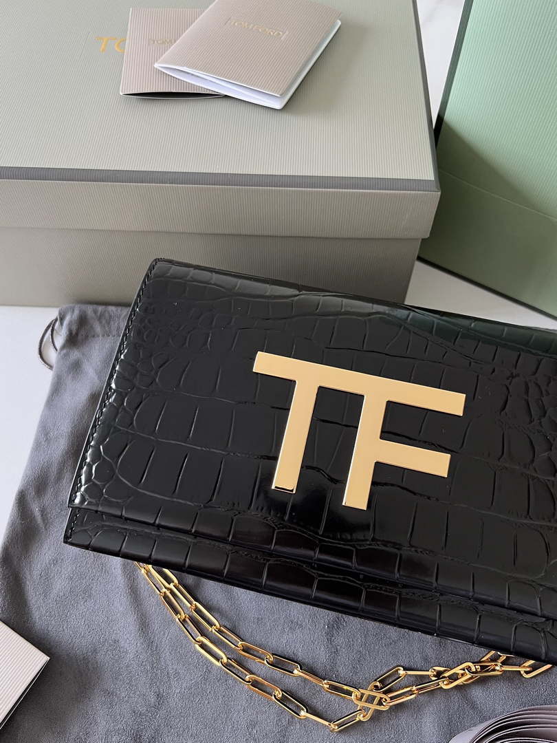 Tom Ford 5520743975 Shiny Stamped Crocodile Leather Evening Tf Disco Bag Black